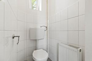 Designer Flat I 5 Minutes to Metro I Fast Wifi