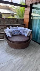 Chalé de Madeira, a 60m do mar em condomínio