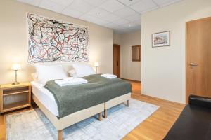 T10 Self check-in Hotel