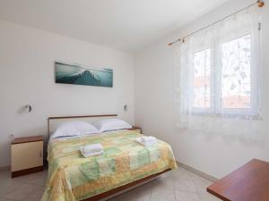 Apartments Bella Vista -One Bedroom Apartment with Terrace and Sea View A2