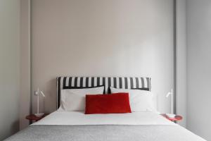 Thissio Acropolis Historic Flat 2