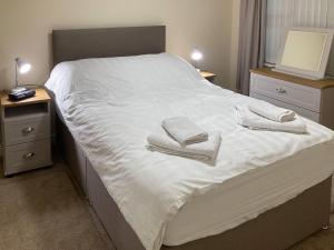 Ashbrooke- Hewetson Court