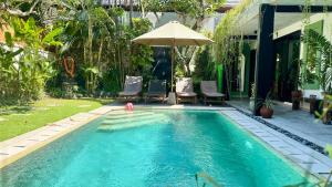 Villa Mint Dua, Peaceful 3BR Villa - Near La favela Seminyak
