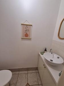 Coastal Beachfront Gateway in City Beach