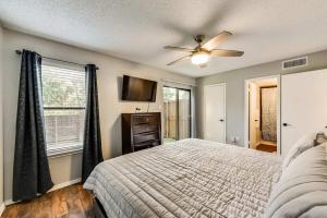 Upgraded 1BD condo Pool Irving I45