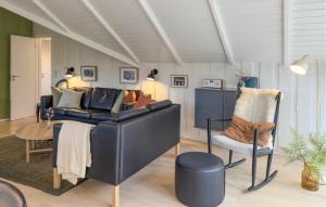 3 Bedroom Gorgeous Home In Knebel