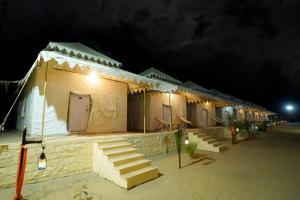 Desert Mannat Luxury Camping Jaisalmer