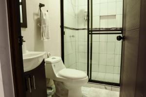 Green Valley House Santa Ana