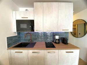 Studio Cosy Skis aux Pieds à Méribel, 4 Pers, WiFi - FR-1-411-1002