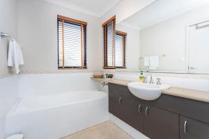 Townhouse on Coode