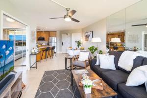 Oceanview Retreat Walk to Beach & Restaurants