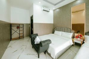 Villa Nguyễn Hiền 6 Phòng Ngủ