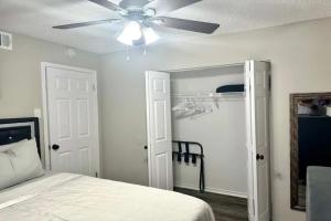 New 2BD Pool DFW I041