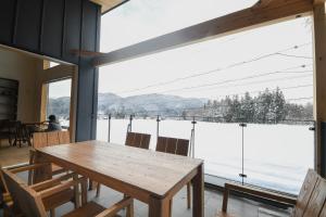 Yamaemi, Spacious luxury chalet 5br, onsen bath