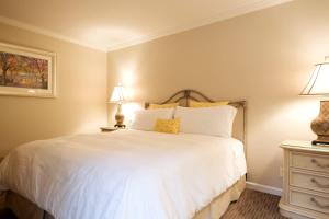 Napa Escape Luxe King Bed Near Wineries & Spa