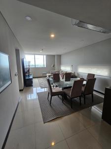 Miami Tower Villa Mora Mariscal