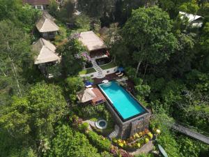 Amori Villas