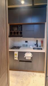 Loft Contemporáneo con Vista Exclusiva con WiFi Cerca del Parque 93