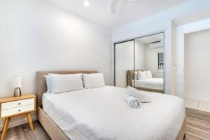 Palm Beach Perfection - Luxe Coastal Escape