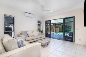 Palm Beach Perfection - Luxe Coastal Escape