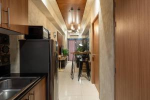 Modern Industrial 1 BR | Condo | MOA Shore 3 NAIA