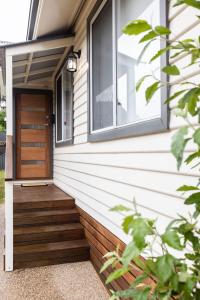 Lemon & Myrtle Cottage