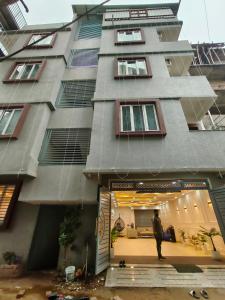 Premium bedroom with washroom 105 , Zero mile