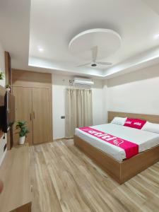 Premium bedroom with washroom 105 , Zero mile