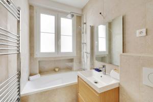 Modern flat - 6P- Voltaire