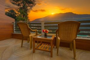 The Manali Suits & Villa - Luxury Stay Away From City Hustle