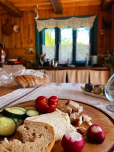 Big family Apartment in Brebs Cosy Barn
