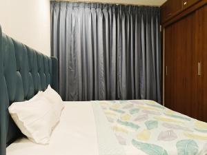 Crescent Stays Banjara Hills - Service Apartments