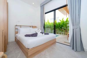 Villa Serana - New Private Pool Villa in Goldena Residence, Kamala