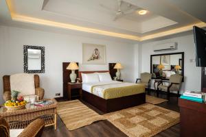 Fox Kandy by Fox Resorts - Luxury in the Mist