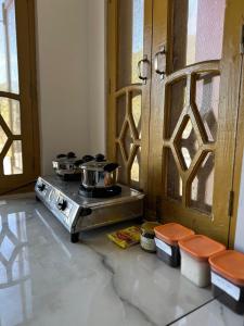 La Casa by Cosmic Kriya