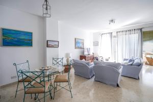 Waterfront Panorama Massive Three Bedrooms Flat 8S