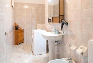 Lòbia in via Parrocchiale