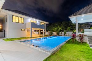 4BR Big Pool 2 Villas Same Land Near Nai Harn V258