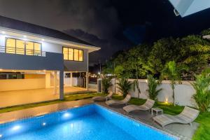 4BR Big Pool 2 Villas Same Land Near Nai Harn V258