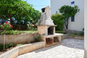 Apartment Okrug Gornji 9693a