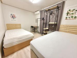 Shelter Ewha 1 Apartment