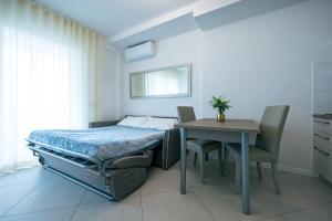 Milena Suite Rooms img10