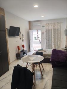 Gcm 3 rooms kentro κατερινη