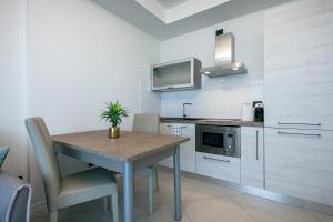 Milena Suite Rooms img16