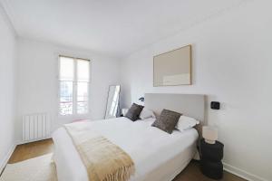 Beautiful Apartment 2BR 6P – Eiffel Tower