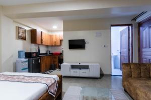 Rustic Studio with free WI-FI