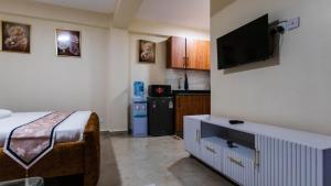 Rustic Studio with free WI-FI