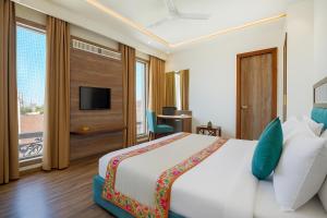 The Continental Heights Amritsar ! Prime Location ! Parking ! Restaurant