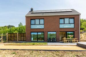 Luxe vakantiehuis met hottub & uitzicht in Durbuy