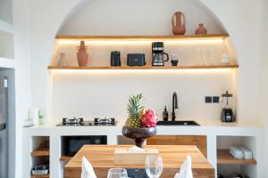 Villa Benjita - Chic Mediterranean Retreat in Pererenan